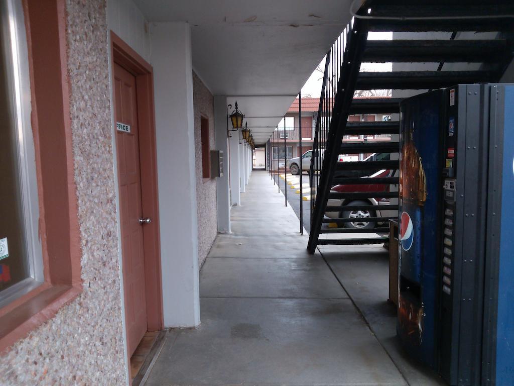 Motel High Chaparral